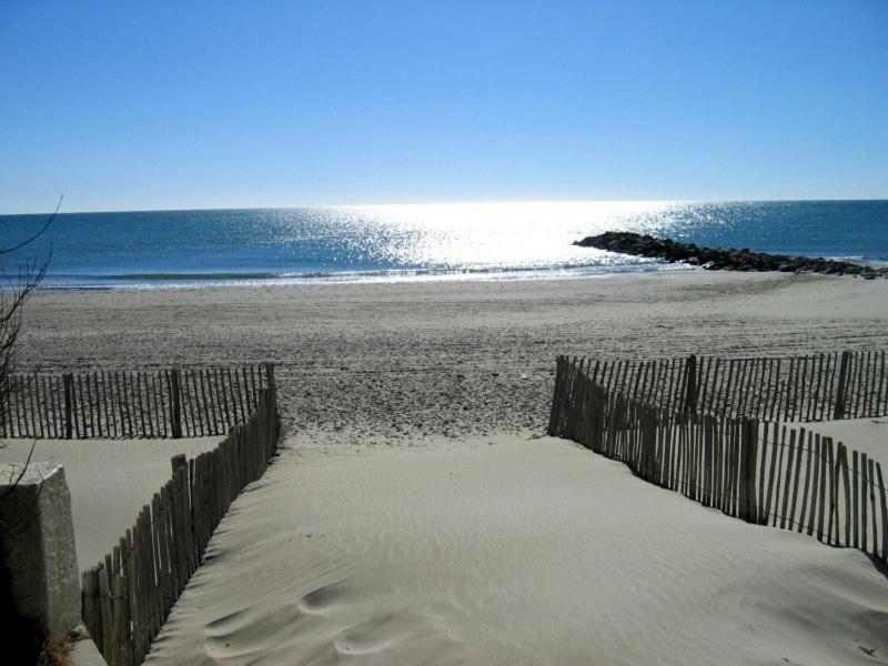 Fotografia z galérie ubytovania 2 APPARTEMENTS A CARNON PLAGE LES PIEDS DANS L EAU ENTRE LA GRANDE MOTTE ET PALAVAS v destinácii La Grande-Motte
