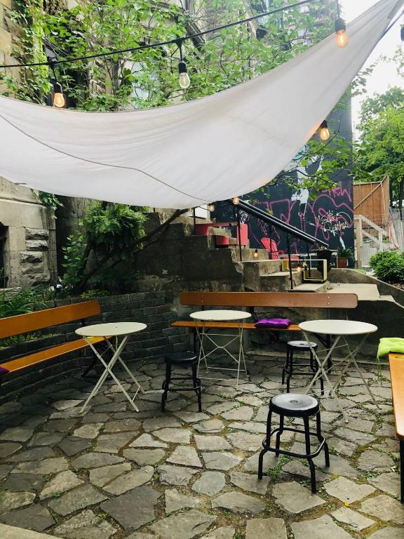 Ambrose House & Cafe - SELF CHECK-IN GUESTHOUSE - Resim 18