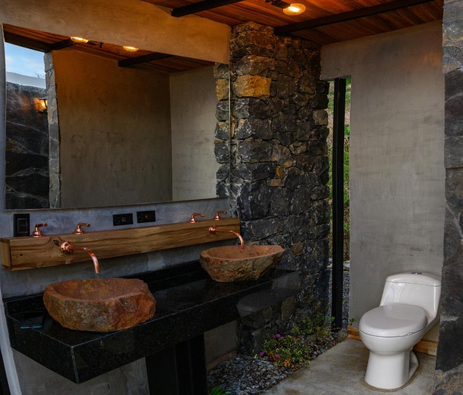 Ένα μπάνιο στο Sunset Palm Lodge
