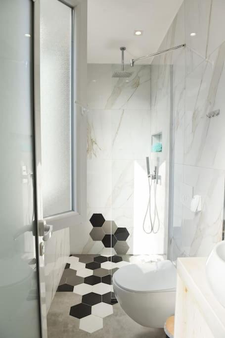 City Center 11 - Tirana Way Apartments - Image 8