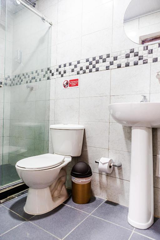 Koupelna v ubytování Markasa Hotel boutique