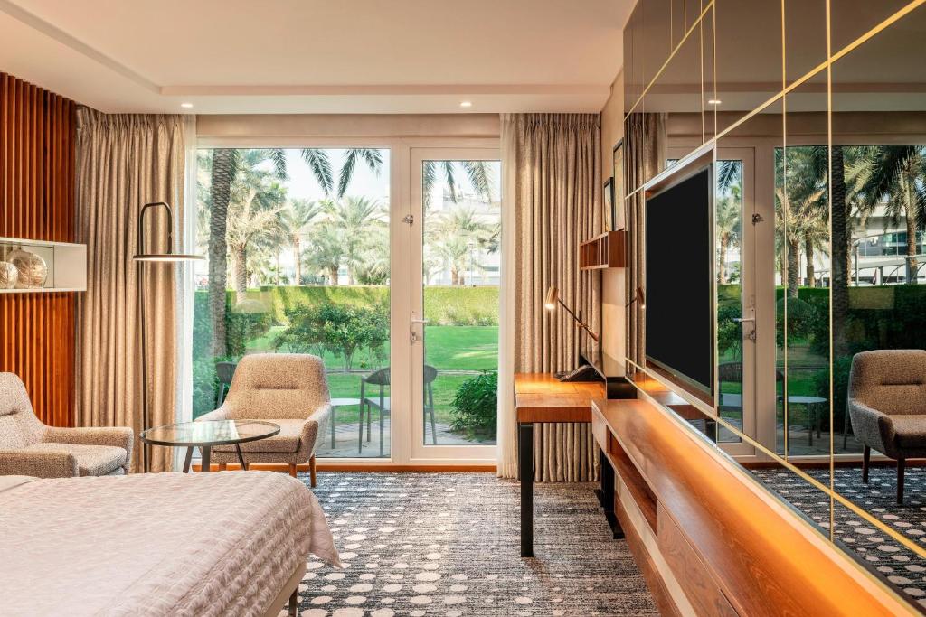 Posezení v ubytování Le Méridien Dubai Hotel & Conference Centre