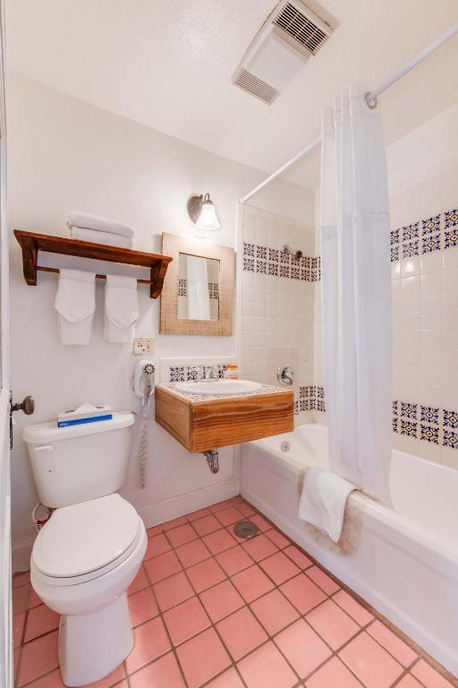 The Historic Taos Inn photo