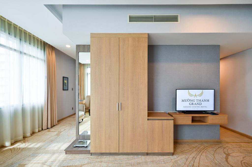 Suite Executive Nhìn Ra Thành Phố