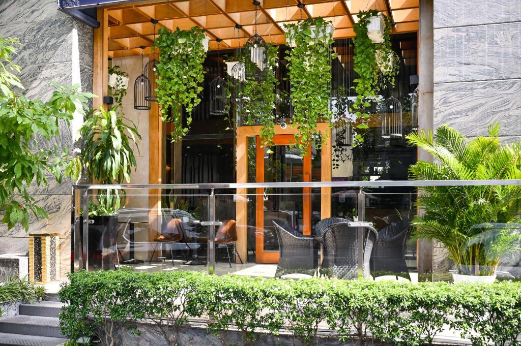 Muong Thanh Grand Saigon Centre Hotelにある庭
