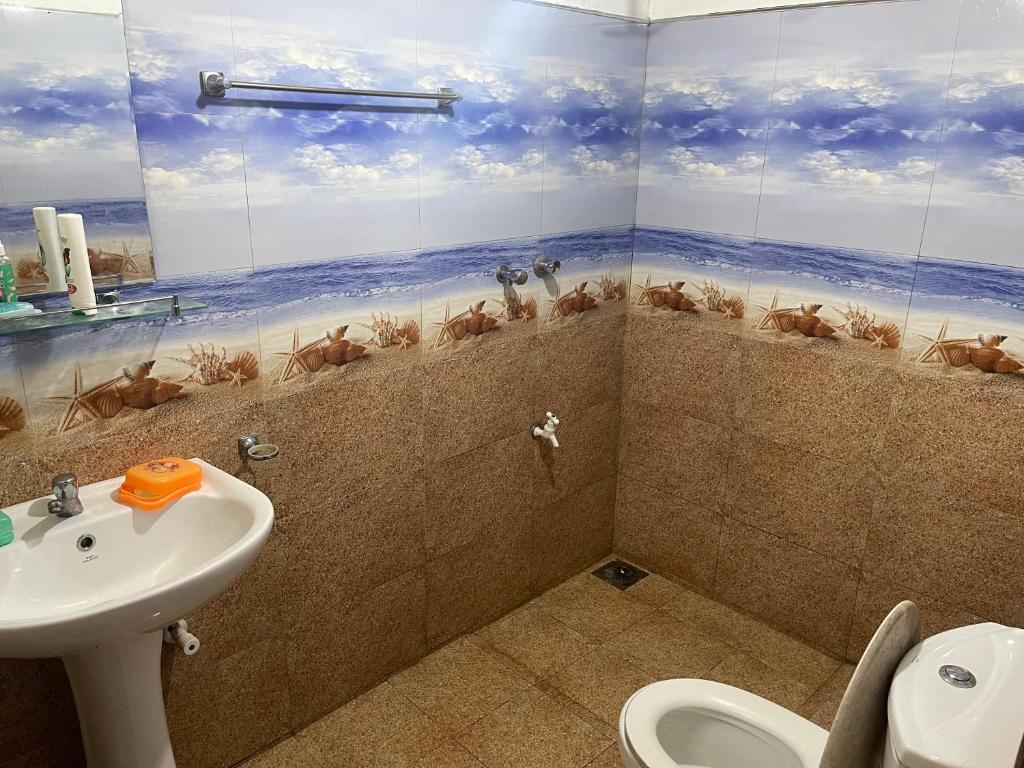 Guruge villa tesisinde bir banyo