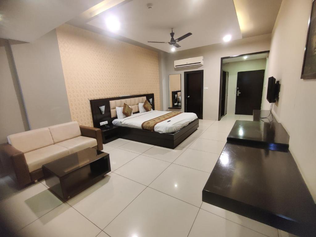 Postel nebo postele na pokoji v ubytování HOTEL RESTANDVIEW