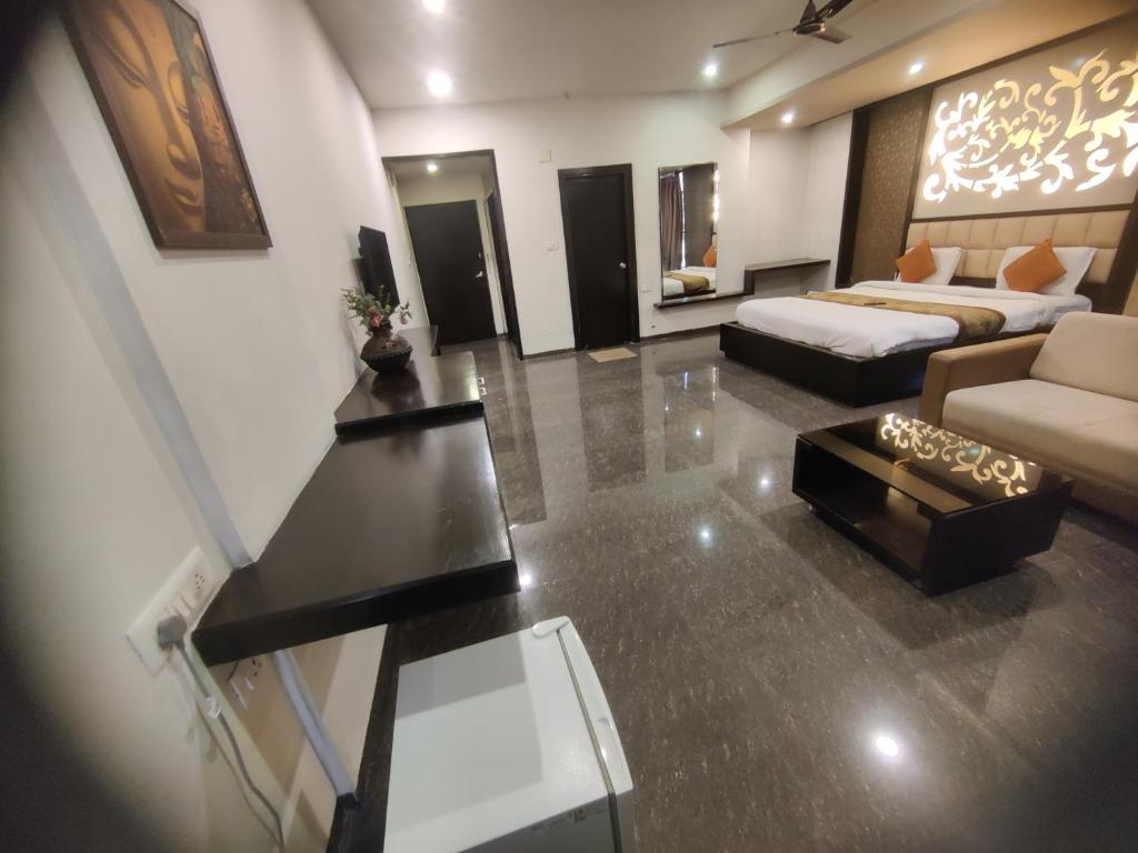 Postel nebo postele na pokoji v ubytování HOTEL RESTANDVIEW
