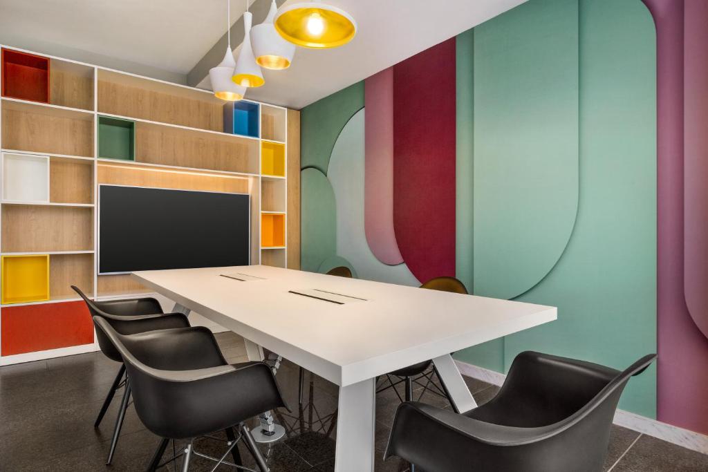 Wyndham Garden Florence - Resim 7