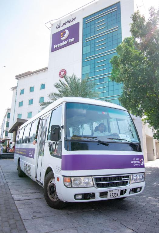 Premier Inn Dubai International Airport - Resim 43