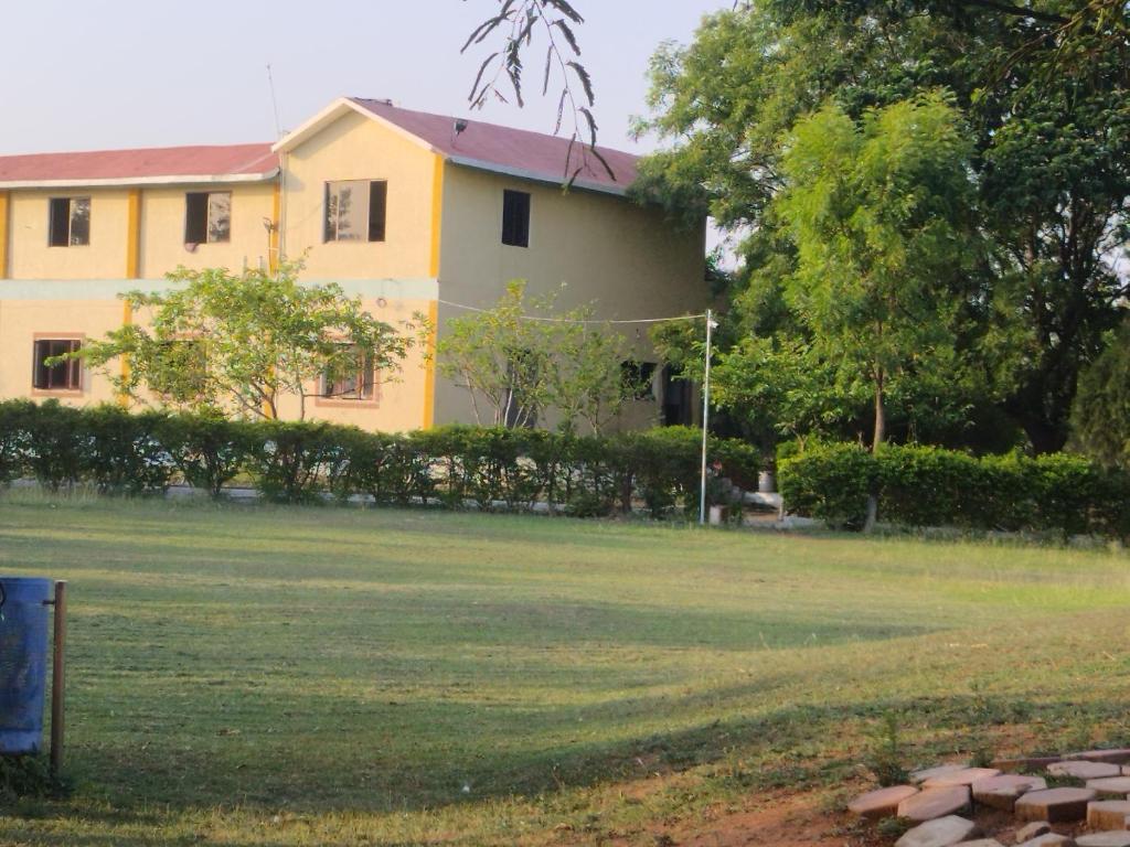 Anokhi/Vishika Resorts - Housity