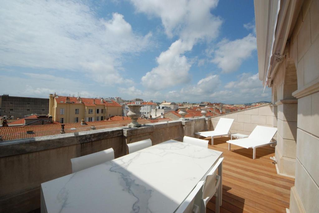 Balkón alebo terasa v ubytovaní FOCH Bright prestigious apartment in Cannes !