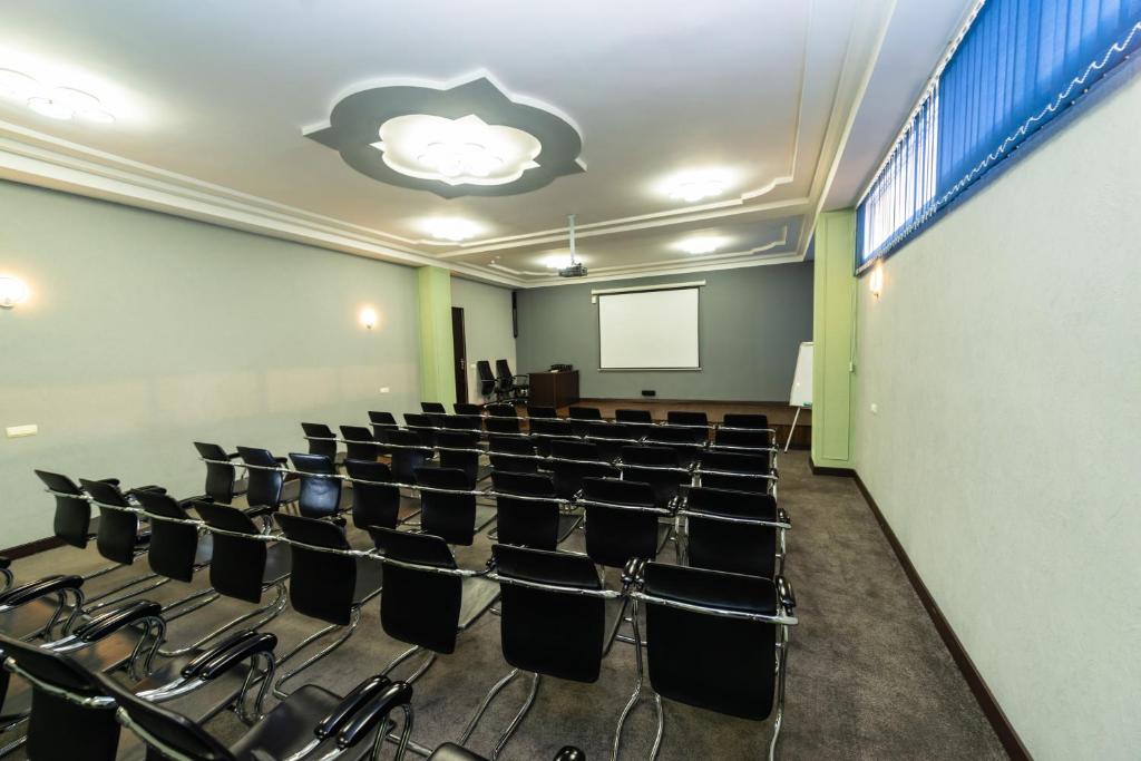 Konferenční prostory v ubytování Kirovakan Hotel