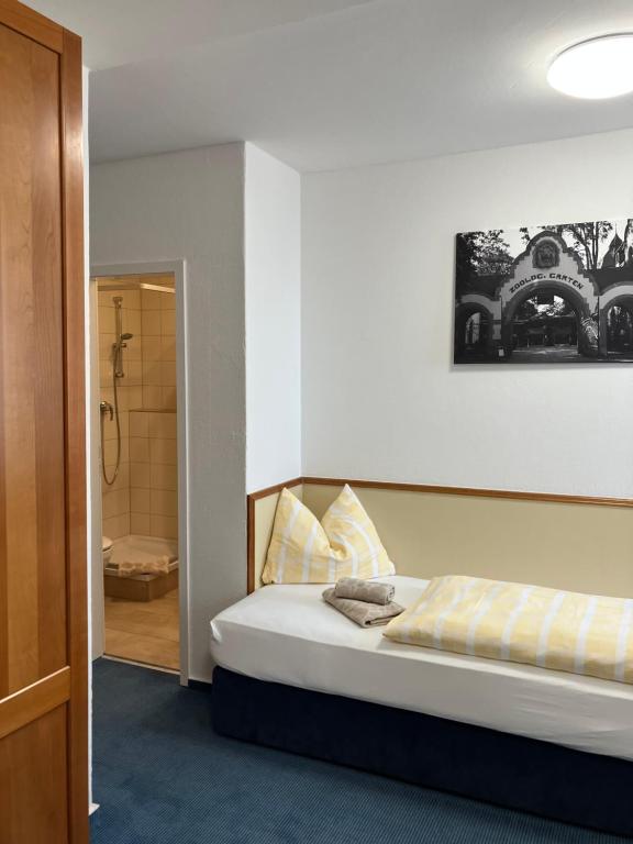 Hotel am Bayrischen Platz - Resim 29