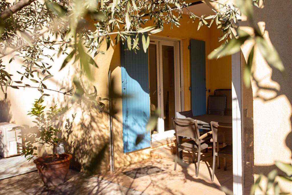 Fotografia z galérie ubytovania Maison 115m² proche de la plage v destinácii Fréjus