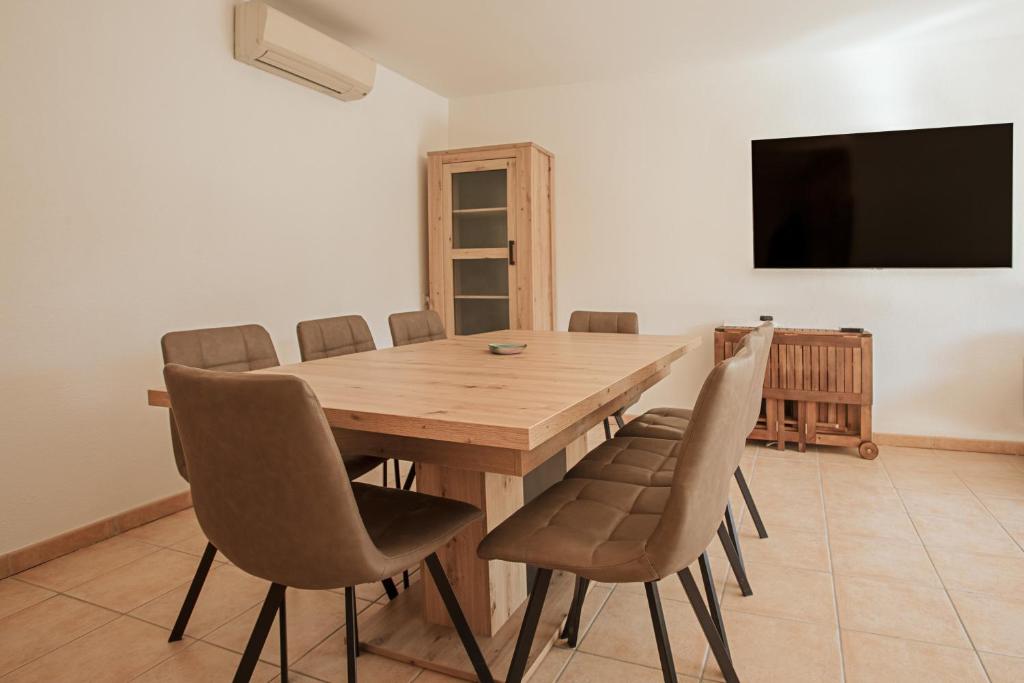 Fotografia z galérie ubytovania Maison 115m² proche de la plage v destinácii Fréjus
