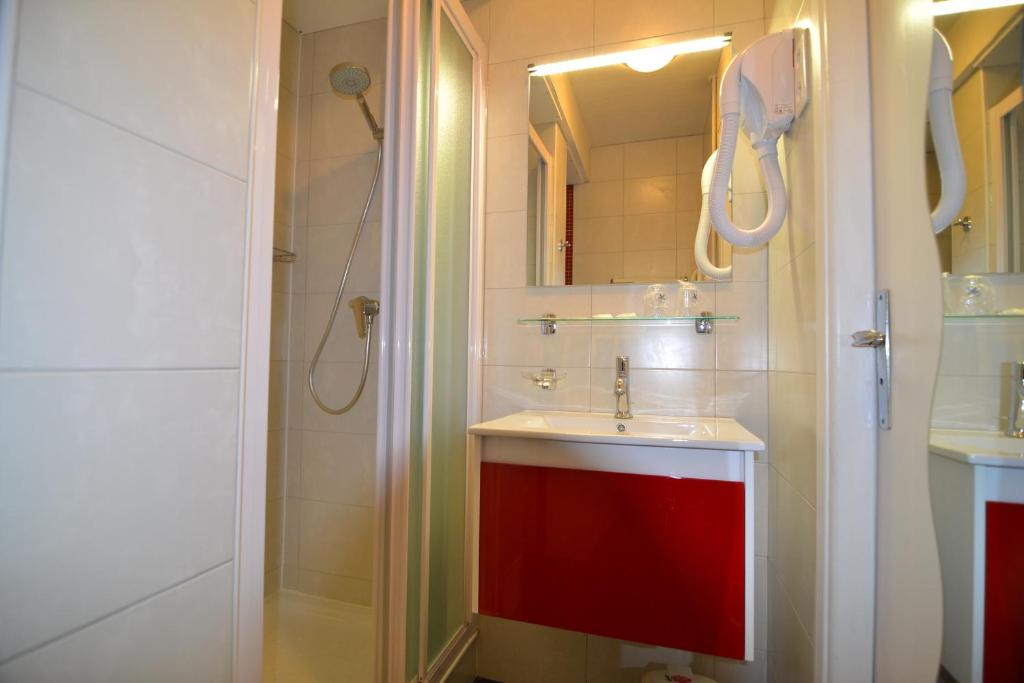 Koupelna v ubytování Brit Hotel Cahors - Le Valentré