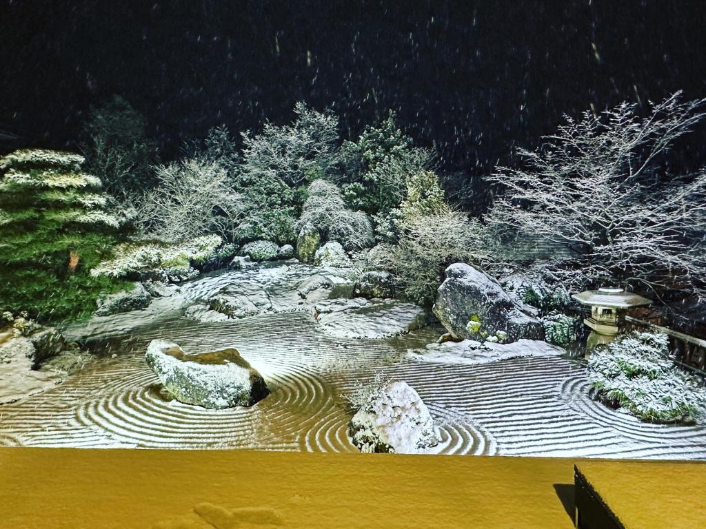 Onsen & Garden -Asante Inn- v zimě