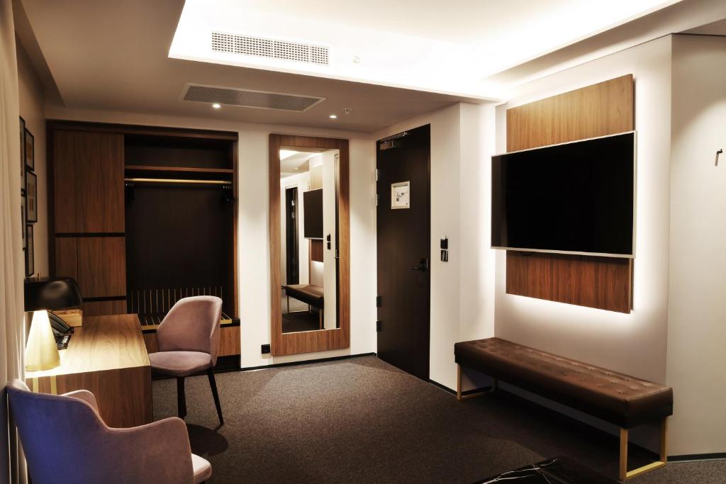 Hotel Reykjavík Saga - Suite Junior