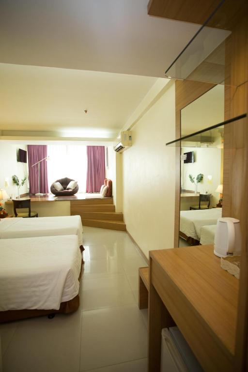 P2 Boutique - Resim 28