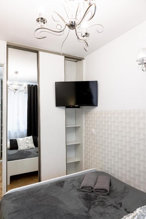 ClickTheFlat Old Town Apart Rooms - Double Room With Shared Bathroom