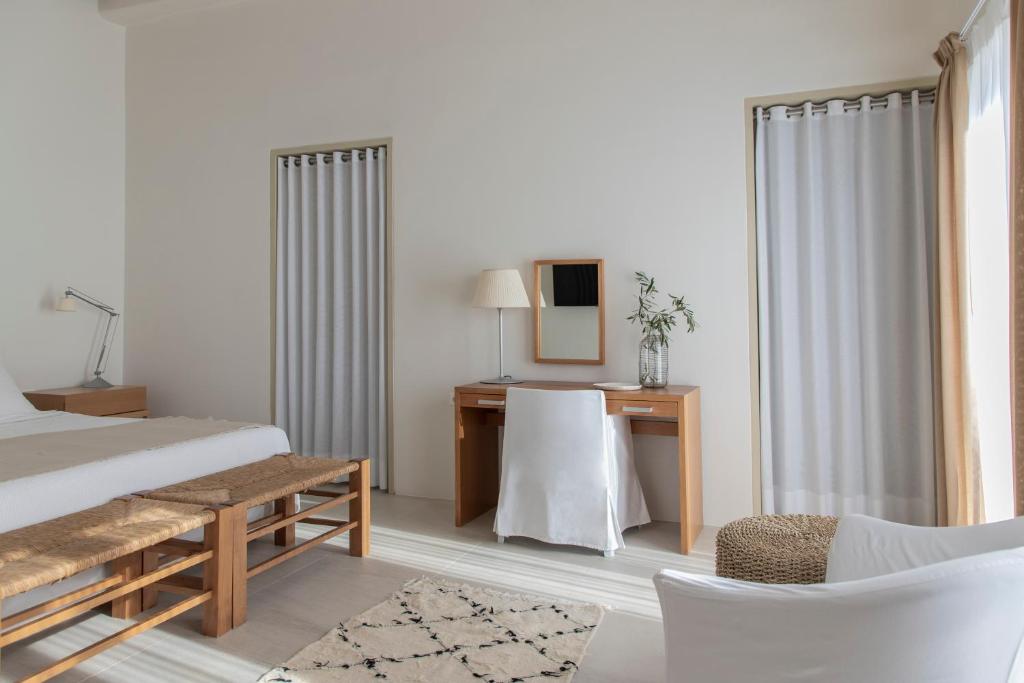 Кровать или кровати в номере Elies Resorts