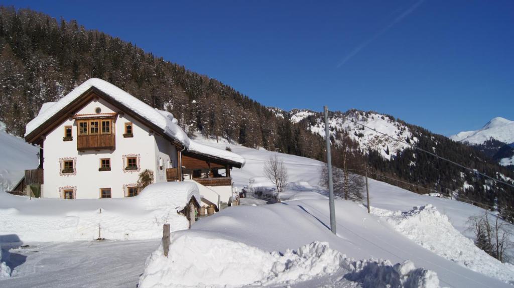 Tendershof Reschen om vinteren