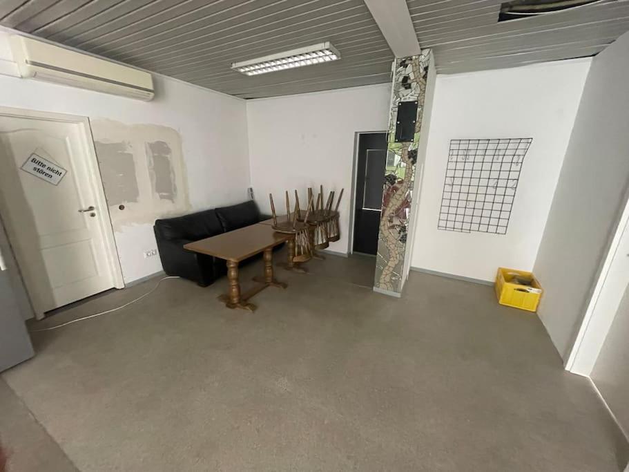 Fotografie z fotogalerie ubytování Monteursparadies 4 DZ, 2 Bäder, einfach gut v destinaci Hassloch