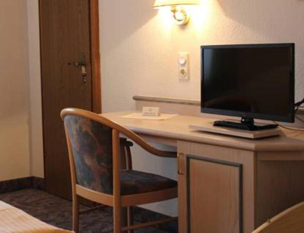 TV a/nebo společenská místnost v ubytování Hotel Gasthof Seehof
