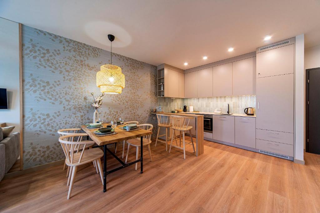 Kuchyňa alebo kuchynka v ubytovaní Apartament Dziwnów Sagaris Spa