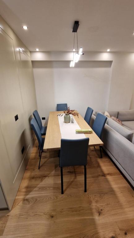 MESHI APARTMENT - Image 9