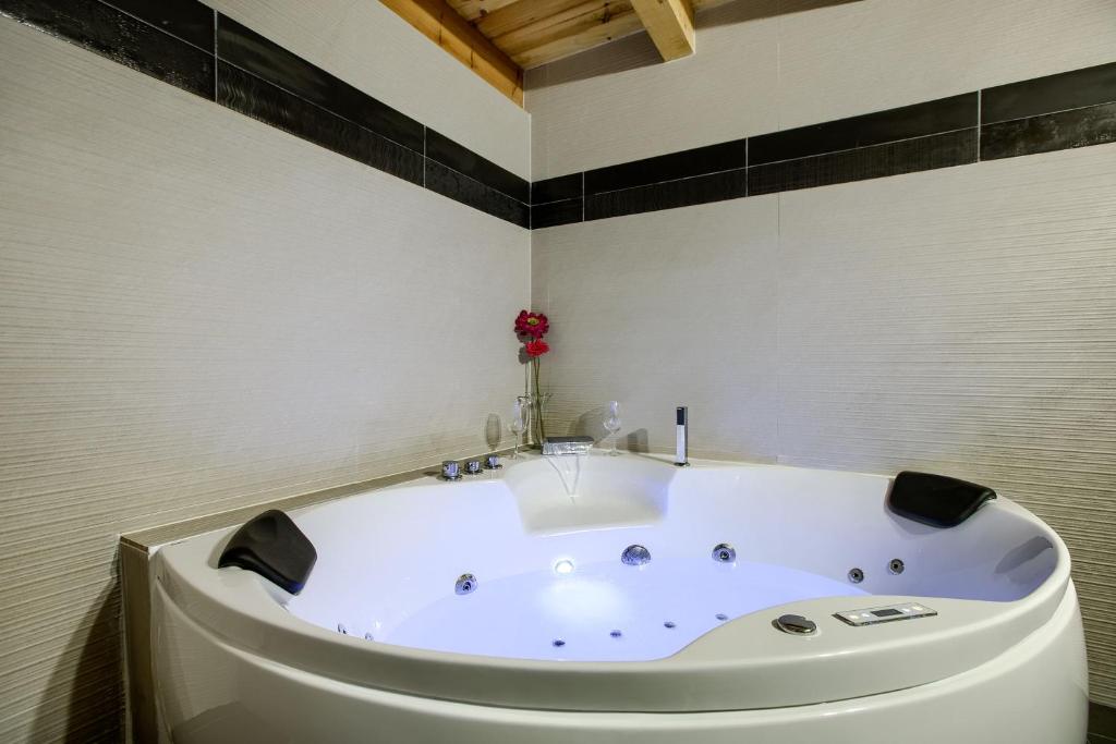 El Capricho de Brihuega, Brihuega – Updated 2023 Prices