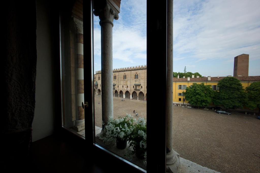 Fotografie z fotogalerie ubytování Palazzo Castiglioni luxury suite and rooms v destinaci Mantova