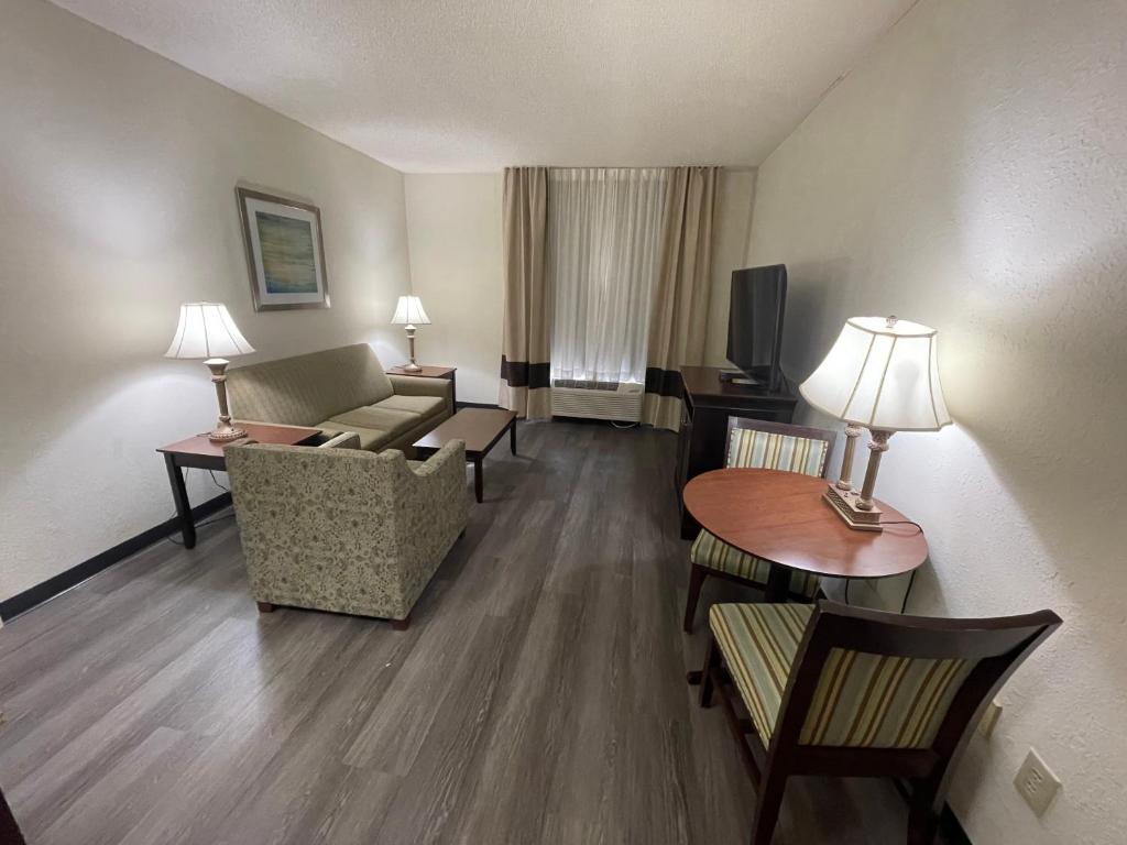 Comfort Inn Pinehurst - Southern Pines - Suite Queen Con Dos Camas Queen - No Fumador