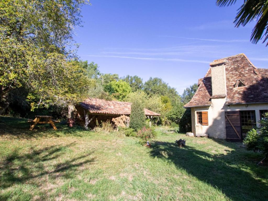 Maison de campagne avec jardin, proche Mussidan, idéale pour couple avec bébé - FR-1-616-231 - Housity