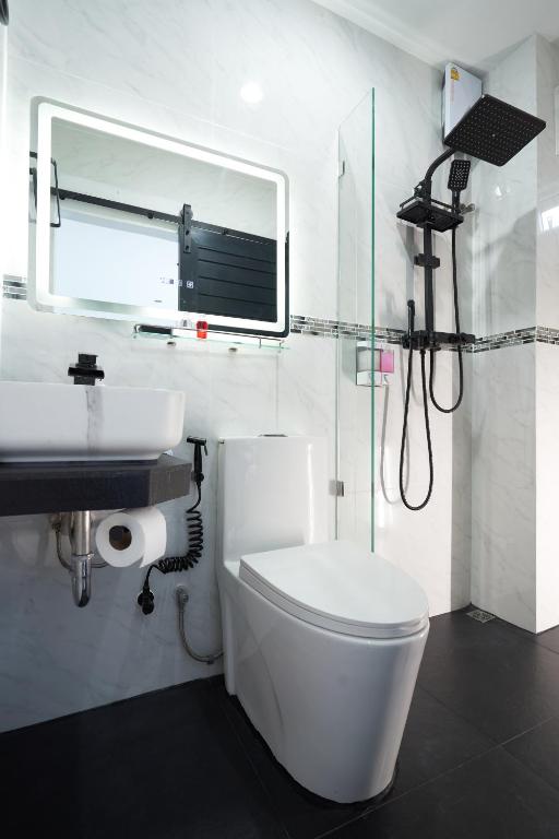 Thonglor Suites Hotel - Resim 25