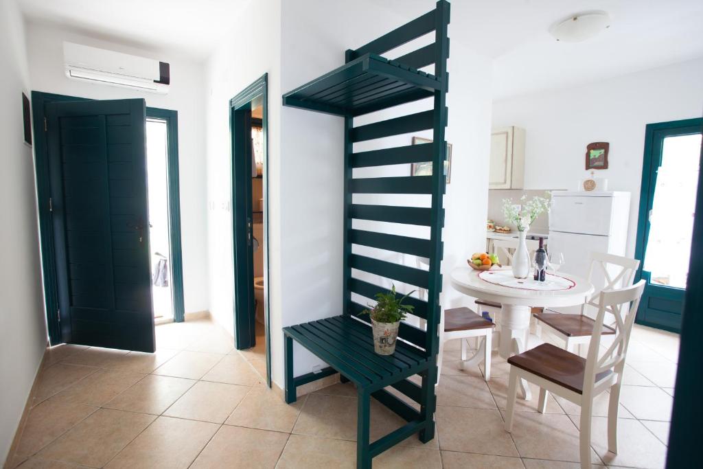 Boka Gardens Seaside Resort - 10