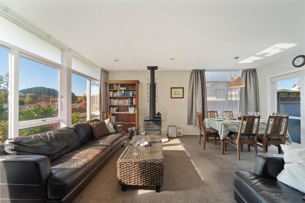 The Orchard House Turangi Holiday Home, Turangi (updated prices 2024)