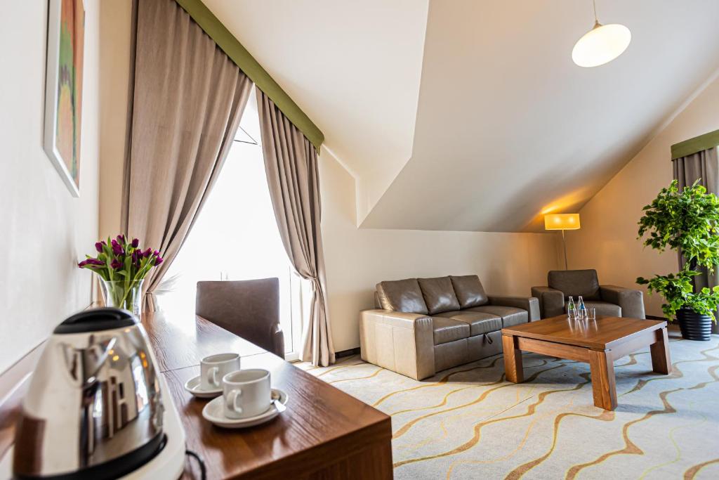 Hotel Olivia Medical SPA - Suite Con Balcón