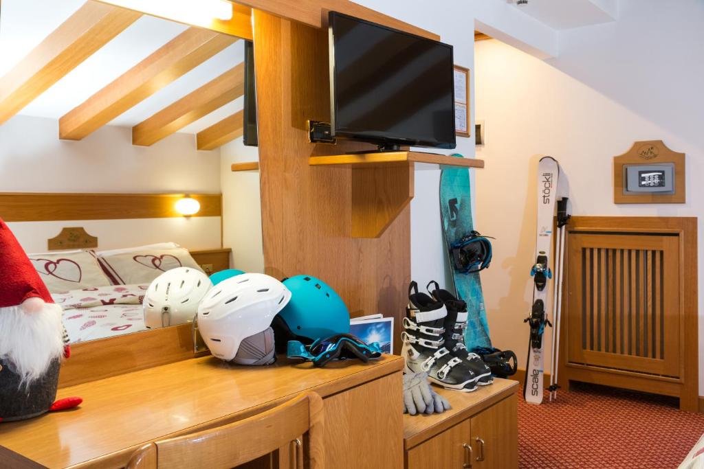 TV a/nebo společenská místnost v ubytování Hotel Bellavista