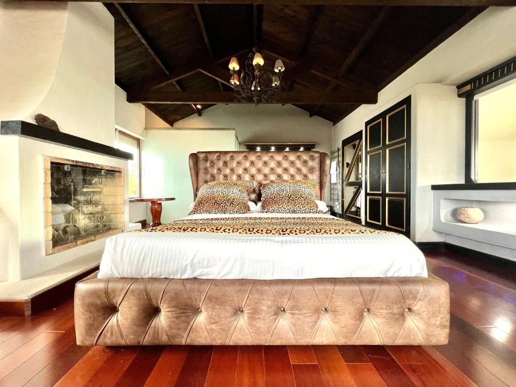 Fotografia z galérie ubytovania Suite only adults with Breakfast included, FreeWifi, shared pool, ocean view in Yaiza v destinácii Yaiza