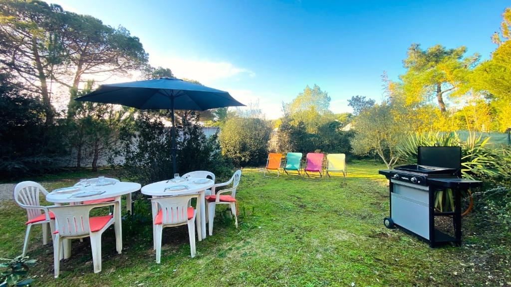 Κήπος έξω από το Villa contemporaine à proximité de la plage et du centre village