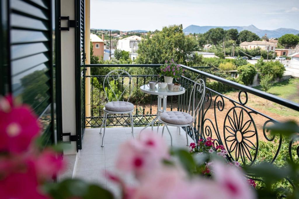 Balkón nebo terasa v ubytování Nostalgia Corfu Town Apartments