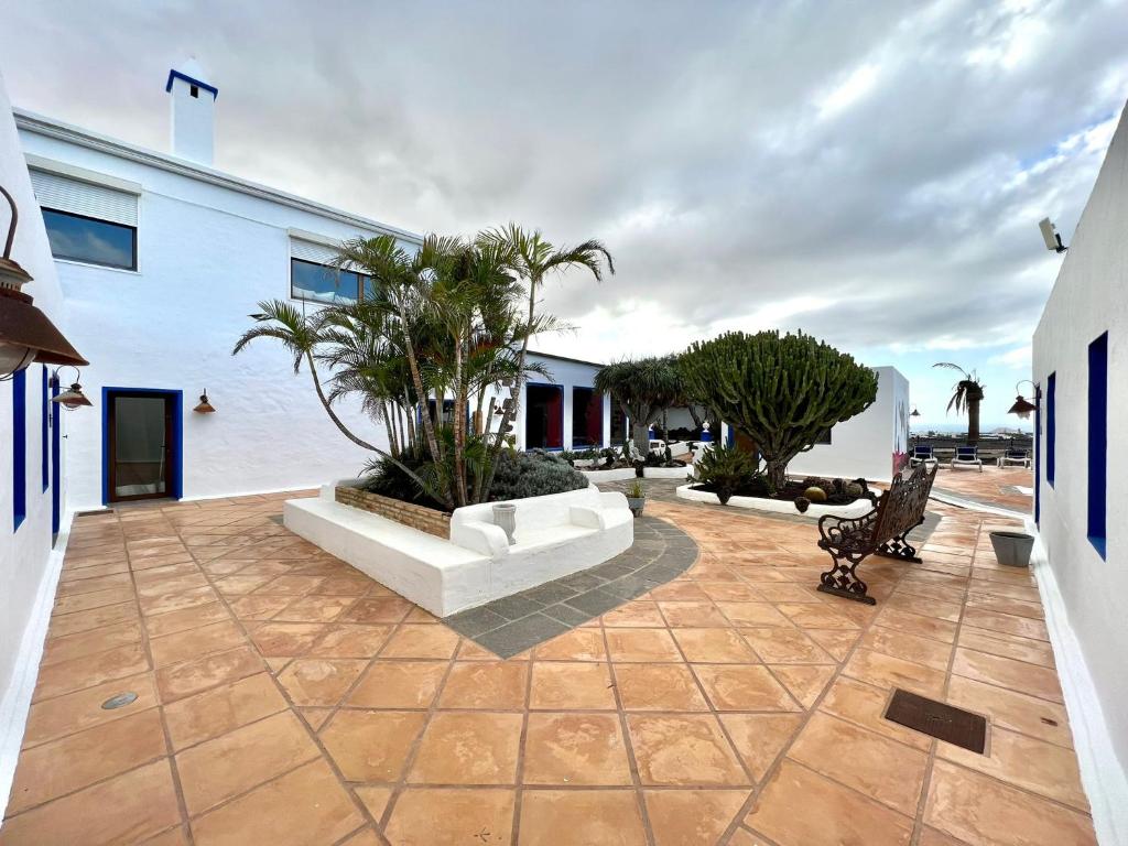 Fotografia z galérie ubytovania Junior Suite /BB, Wifi, piscina y terraza con vista en Yaiza v destinácii Yaiza