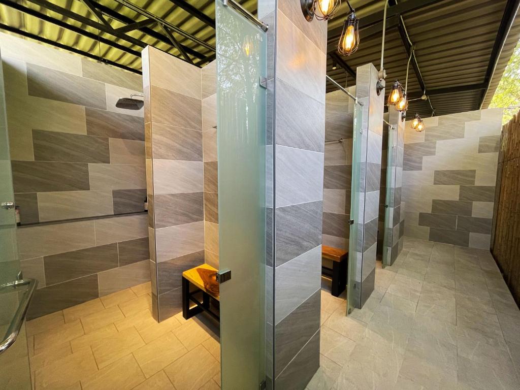 The Wild Khao Yai - Familiekamer Met Gedeelde Badkamer