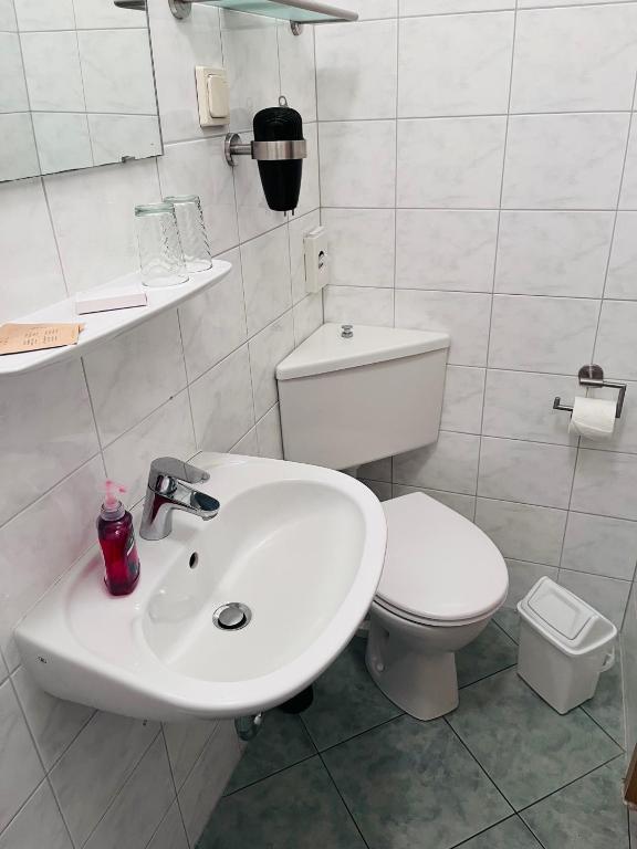 Waldhotel - Standard Twin Room