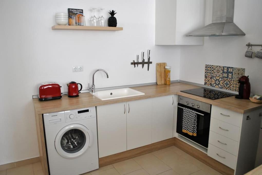 Booking.com: Comfy apartment in heart of city - Mercado ...