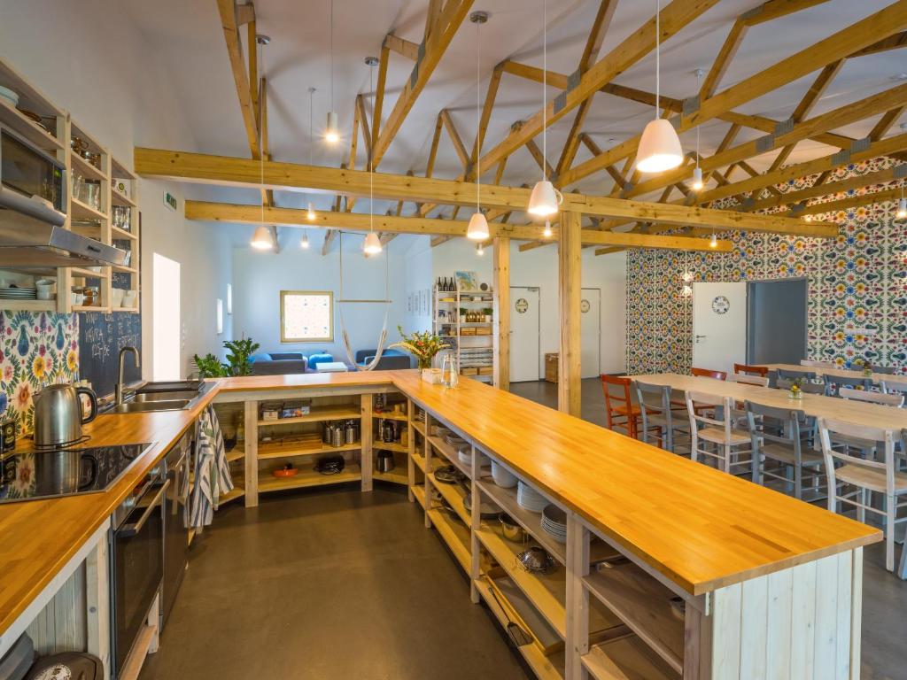 Η κουζίνα ή μικρή κουζίνα στο Hostel Zahrada Mikulov