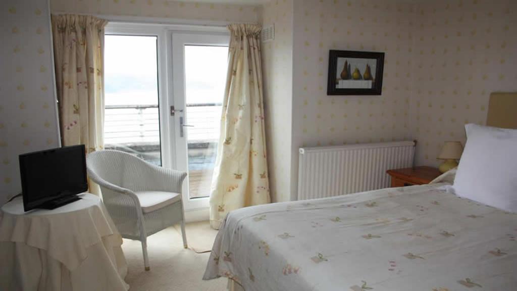 Postel nebo postele na pokoji v ubytování Crinan Hotel