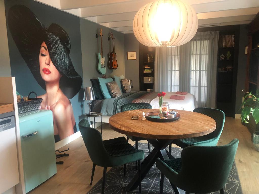 Posezení v ubytování B&B De Kamer